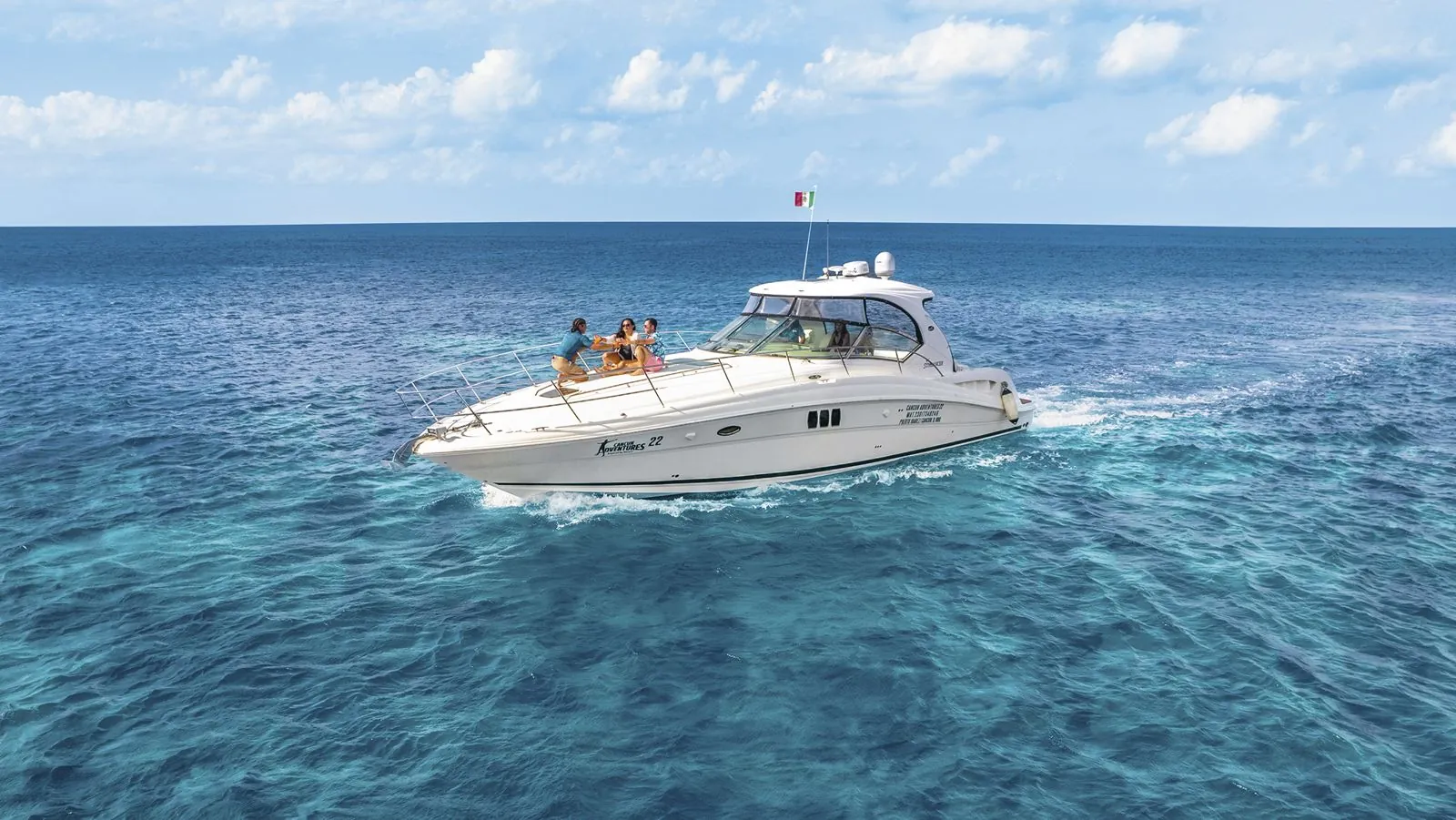Cozumel premium yacht