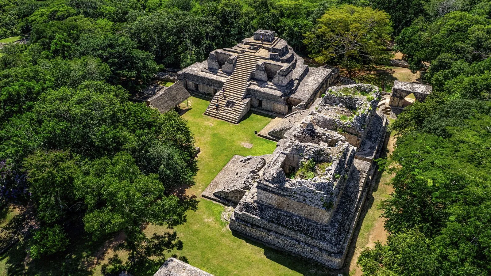 Ek Balam, the Yalcobá cenote and Valladolid